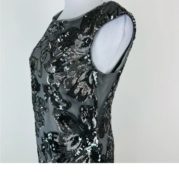 NWOT White House Black Market Cocktail Dress- grey sequin embellished size 8 - Picture 2 of 5